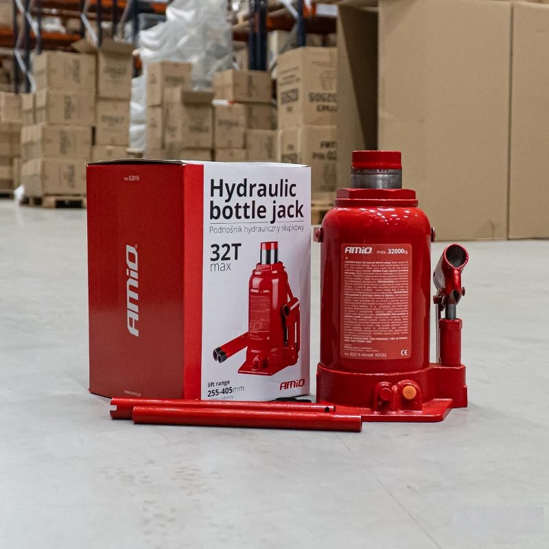 Hydraulický stĺpový zdvihák „ panenka” 32T