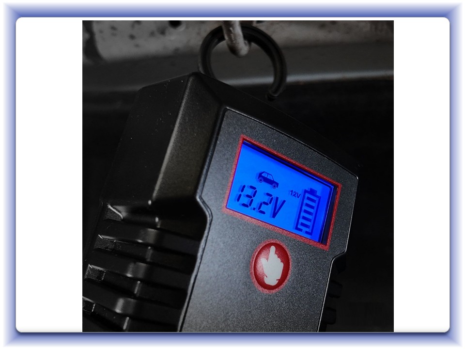 Nabíjačka digitálna AGM GEL STD LiFePo4 MAX 4A 6/12V PRO HOOK