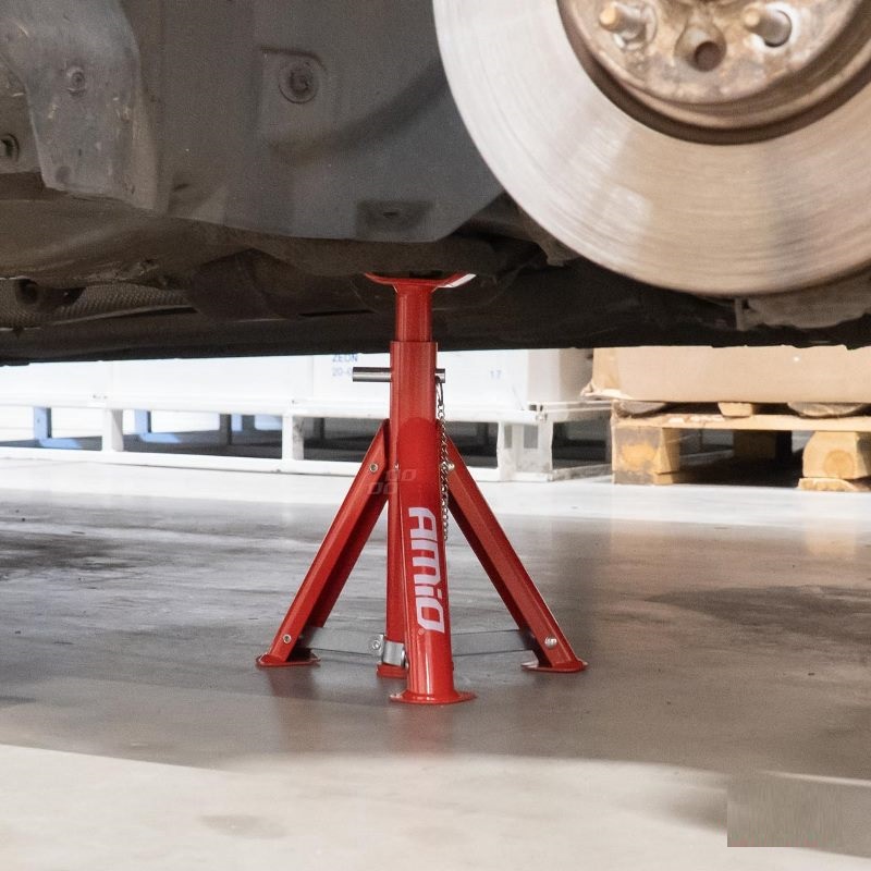 Podpery pod auto 2ks 2T