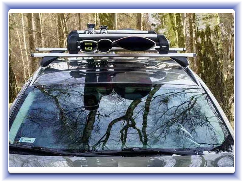 Strešny´ nosič na lyže / snowboard 570mm SSR-01S