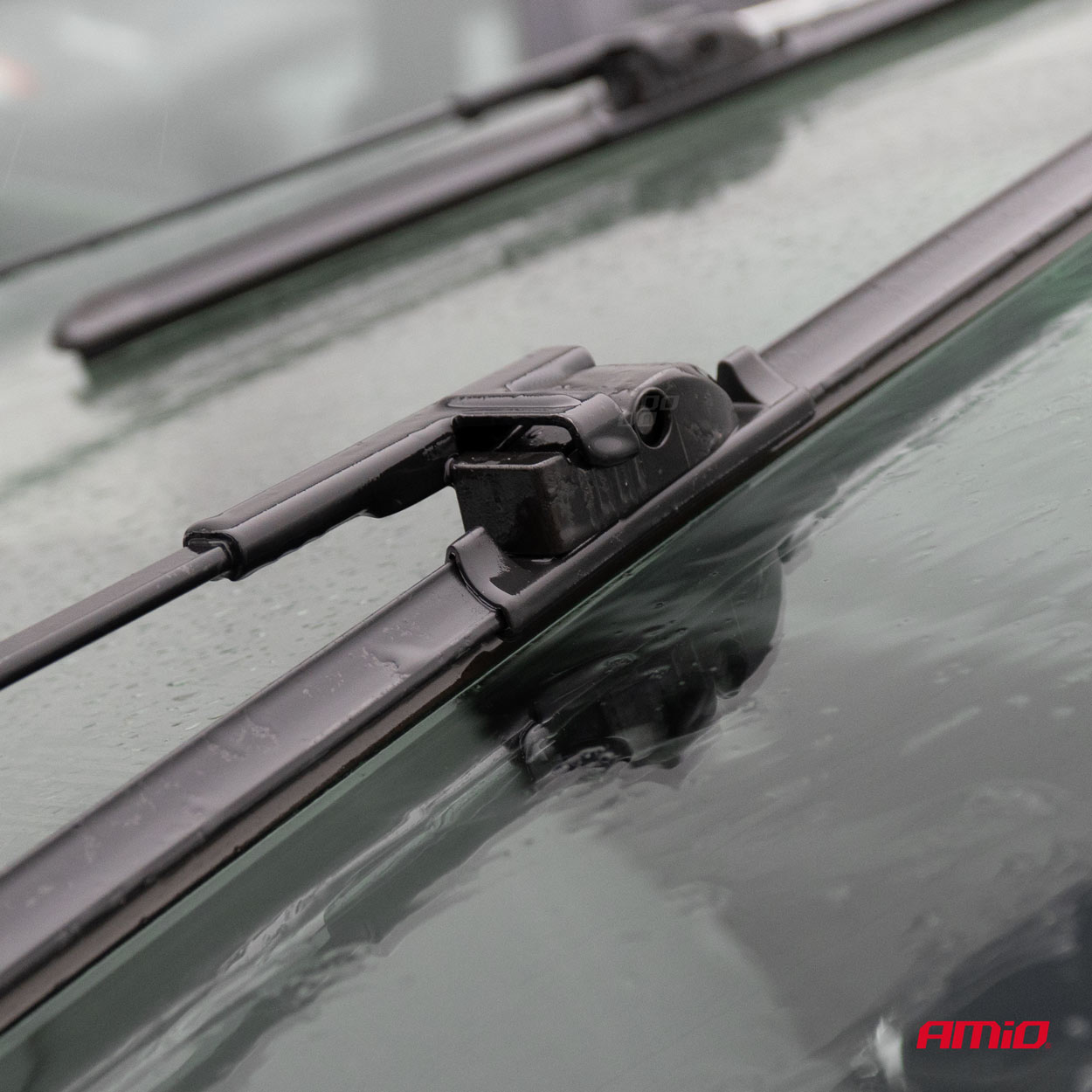 Stierač MultiCONNECT 28" (700mm) 12 adaptérov