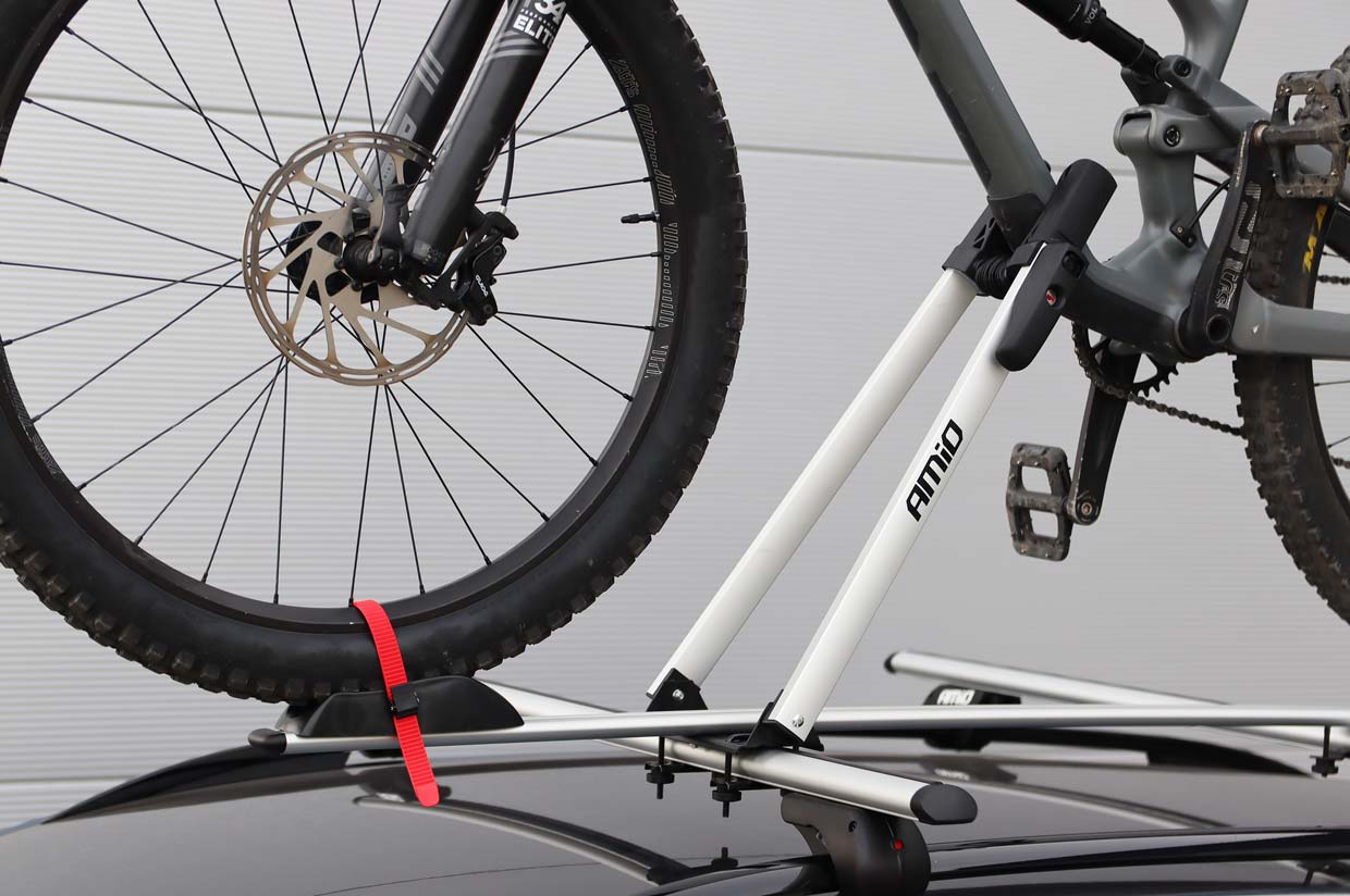 Strešný nosič bicyklov RBR-02