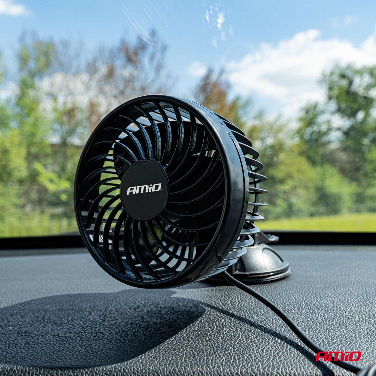 Ventilátor do auta s prísavkou 4,5" 24V