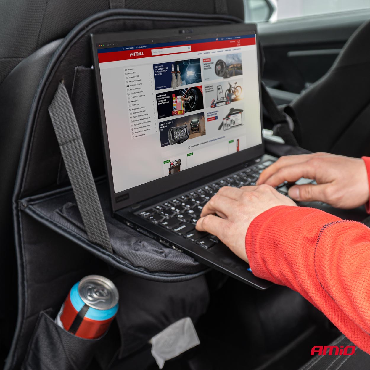 Organizér na autosedačku so stolíkom CO-7