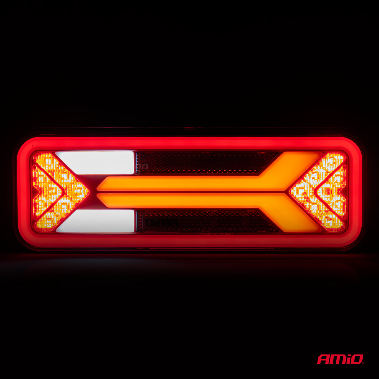 Svetlo zadné združené LED dynamické PRAVÉ RCL-09-R AMIO-03576