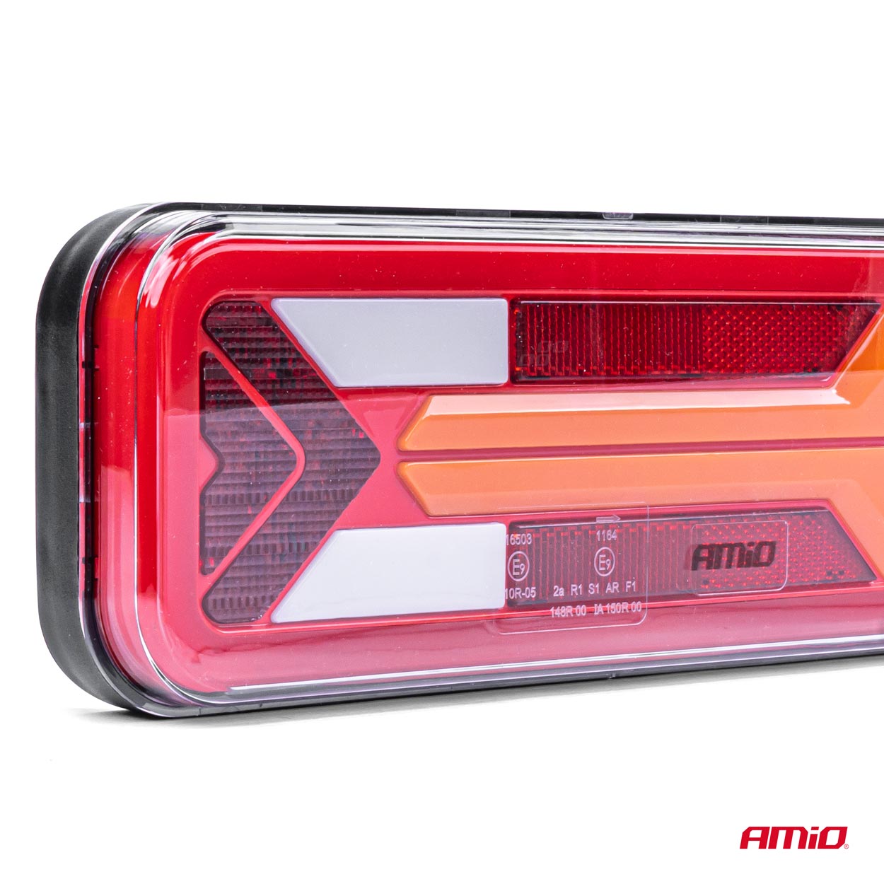 Svetlo zadné združené LED dynamické PRAVÉ RCL-09-R AMIO-03576