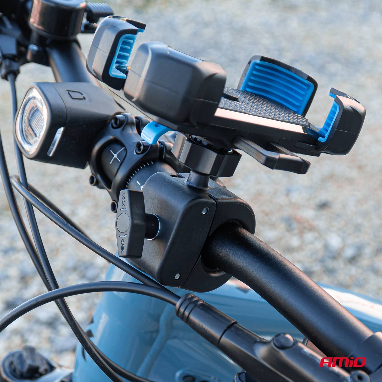 Držiak telefónu na motocykle otočný o 360° AMiO-04146